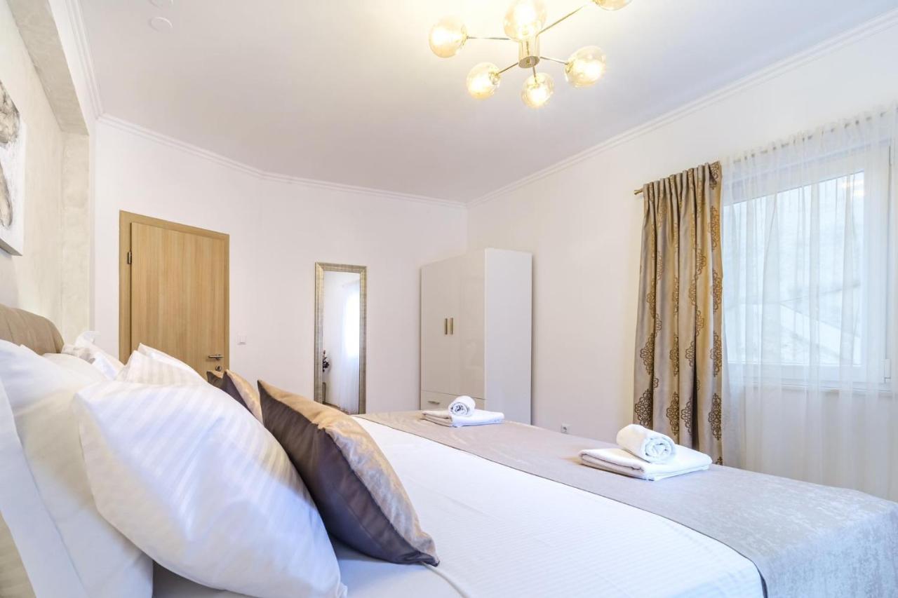 Luxury Apartmens Sebastijan&Karlo Split Luaran gambar